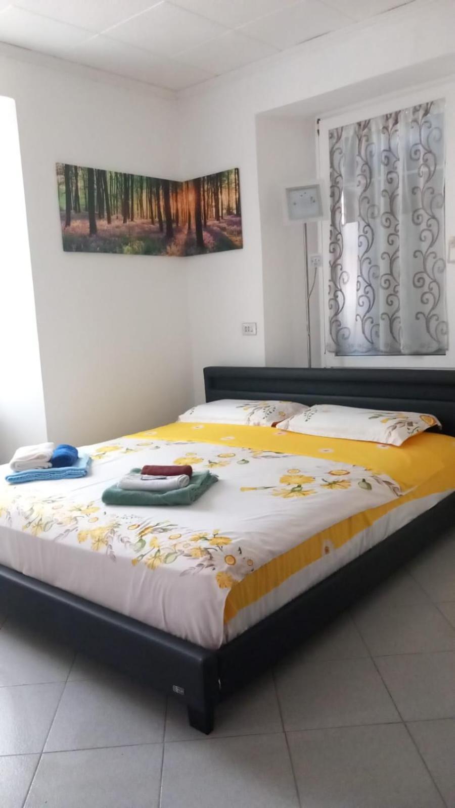 Casa Andreea Apartment โดโมดอสโซลา ภายนอก รูปภาพ
